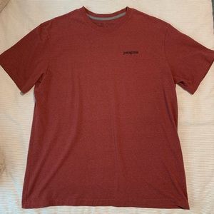 Men’s Patagonia T-Shirt, Size L